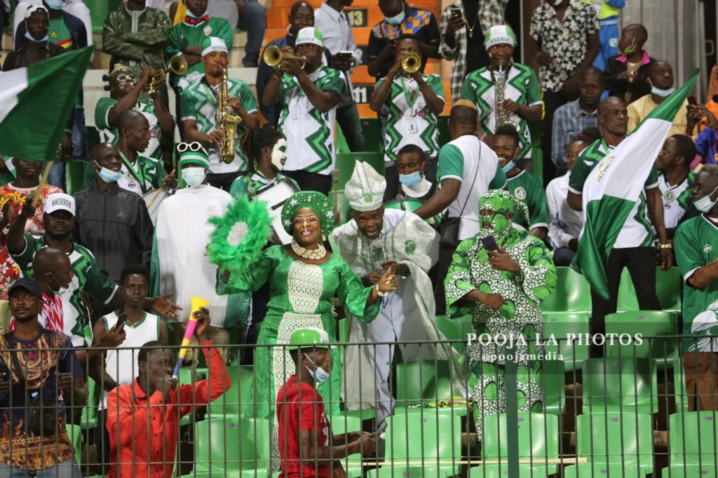 Meet Kemi Ogunfuwa, the Super Eagles supporter with the most amazing outfit at AFCON 2021! (Pictures) 4