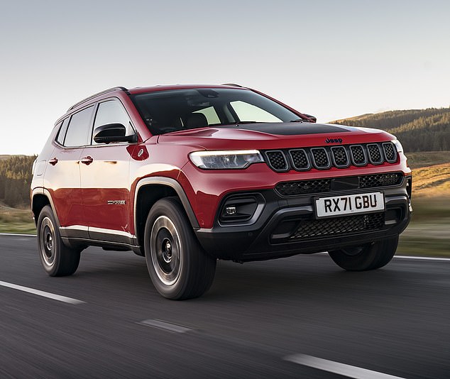 RAY MASSEY takes a peep at the new Jeep Compass