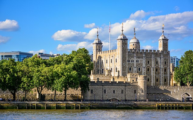 Exclusive for Mail on Sunday readers: Take the ultimate Royal palaces tour with Robert Hardman 