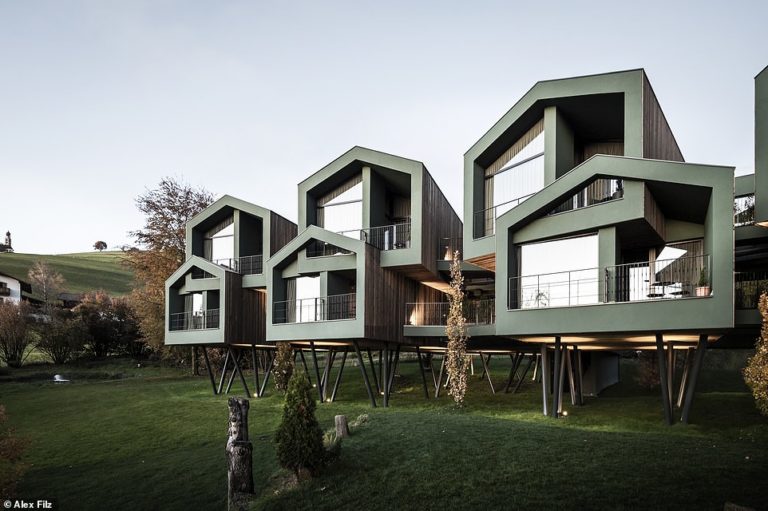 Hotel in Italy builds 10 extra suites that are perched on three-metre-high stilts