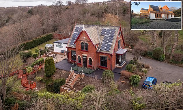 Which of these two homes with solar panels would  you choose?