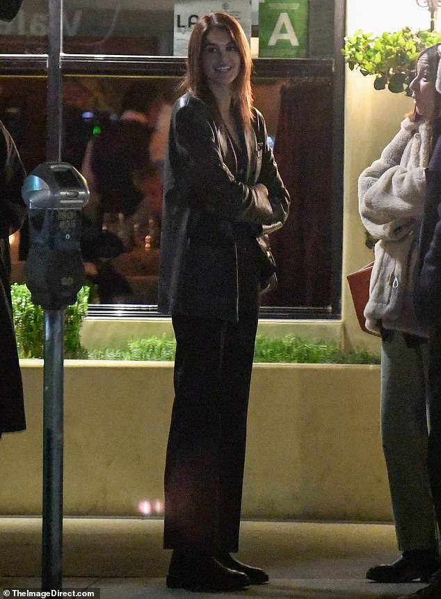 Kaia Gerber, 20, steps out for dinner with boyfriend Austin Butler, 30, and Maya Rudolph in LA