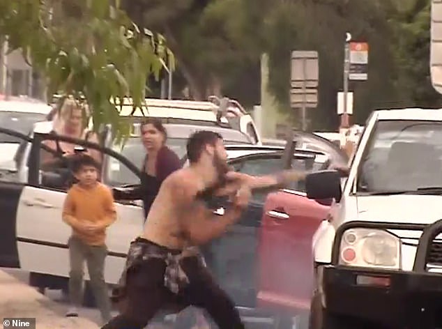 Melbourne road rage brawl: Two men trade fight outside Melton high school after car c [video]