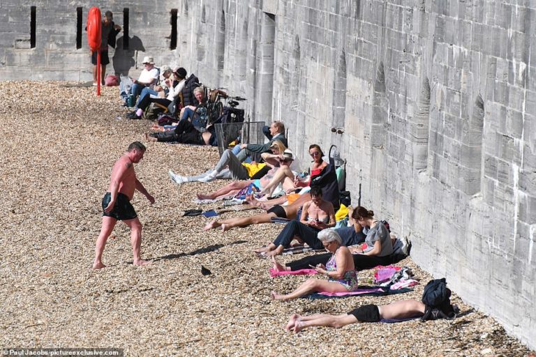 UK set to enjoy hottest day of the year so far TOMORROW with sunshine and temperatures up to 68F
