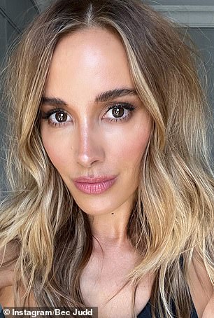 Rebecca Judd shows off her chic hair transformation