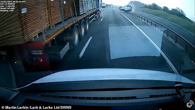 Terrifying moment van flips over and smashes through motorway barrier into oncoming traffic [Video]