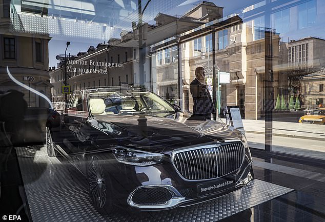 Russian oligarch Alisher Usmanov’s £550,000 armoured Mercedes Maybach is seized in Sardinia 