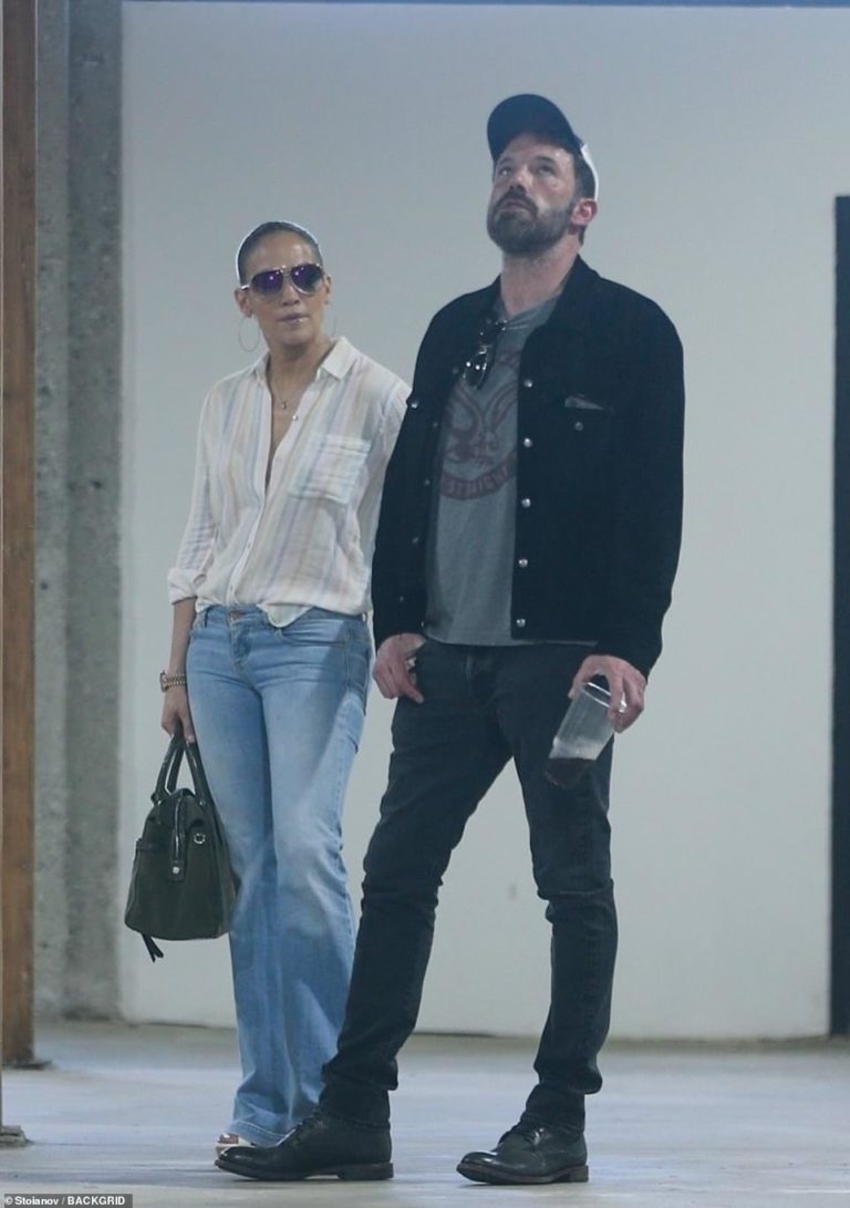 Jennifer Lopez and Ben Affleck step out in Santa Monica before engagement announcement