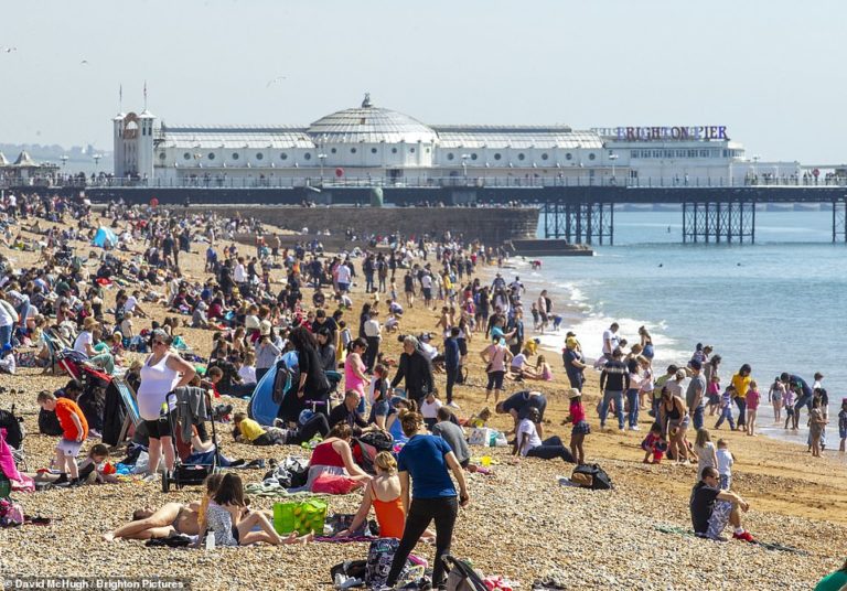 UK weather: Sun-lovers bask on HOTTEST day of the year