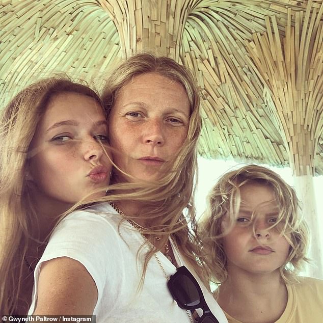 Gwyneth Paltrow’s jokes her kids were ‘traumatized’ by lock screen of shirtless husband Brad Falchuk