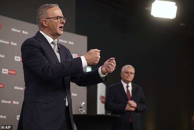 Federal election 2022: Anthony Albanese back in contention after debate against Scott Morrison