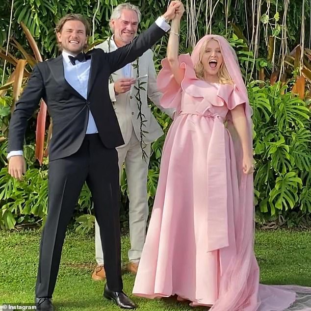 Australian magazine editor Laura Brown and Brandon Borror-Chappell’s star-studded Hawaii wedding