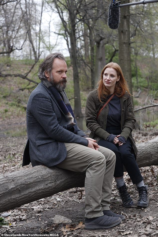 Jessica Chastain and Peter Sarsgaard film scenes in Brooklyn for their new Michel Franco film