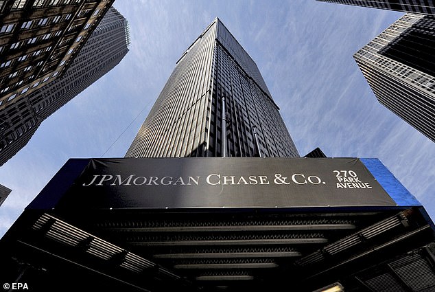 Leaked memo shows JPMorgan will let some bankers ‘work from home three days a week instead of two’