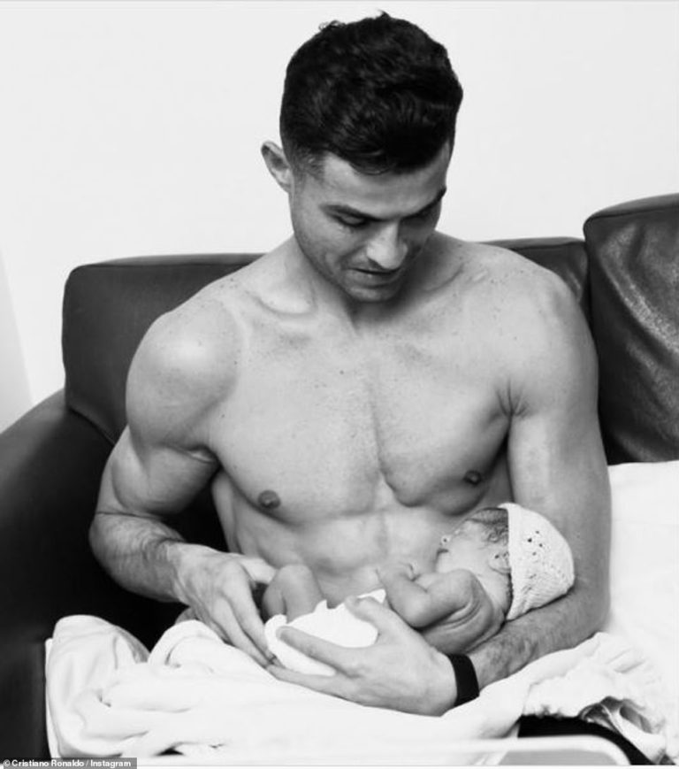 Cristiano Ronaldo posts heartwarming image of newborn daughter