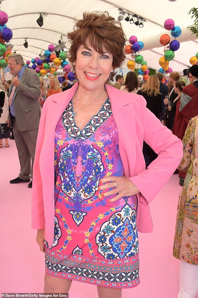 Kathy Lette’s ‘ultimate mean girls act’ against Jenny Morrison and her fashion choice
