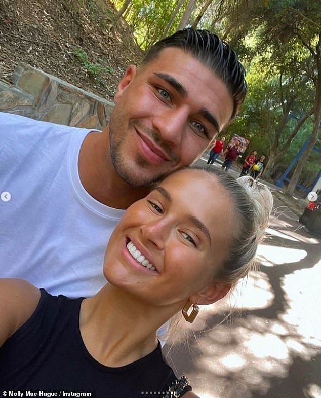 Molly-Mae Hague and Tommy Fury ‘pick out a £220,000 diamond engagement ring’ in Dubai jewellers