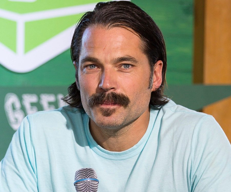 Tim Rozon (Doc Holiday) biography: Age, career, net worth, wife 3