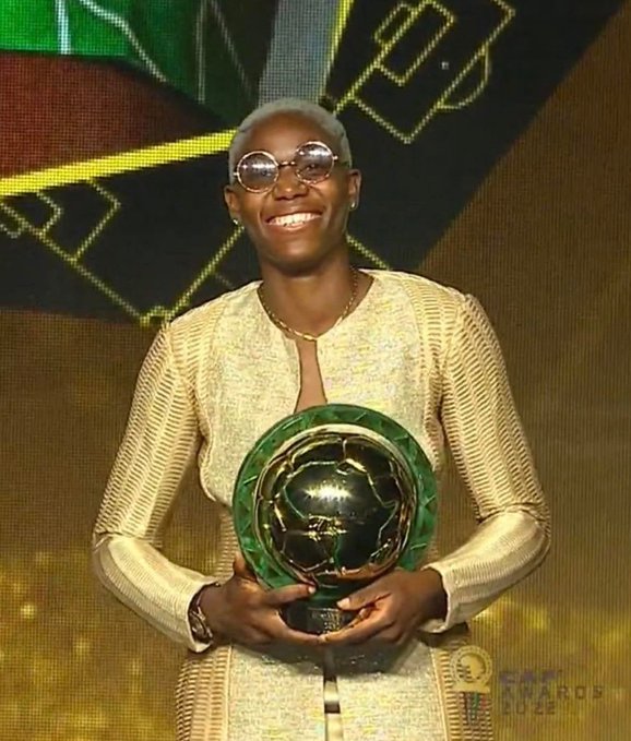 Asisat Oshoala makes history, wins record fifth CAF Women’s Player of the Year Award!