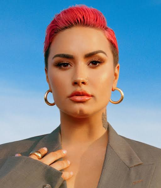 Demi Lovato short hair: All you need to know