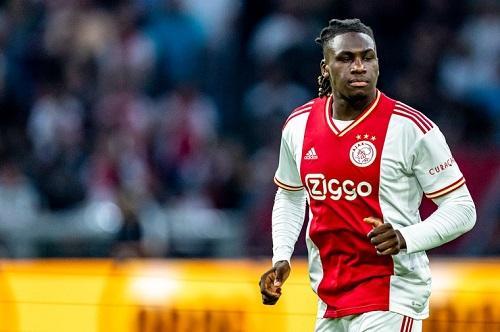 Ajax manager dismisses Calvin Bassey injury scare